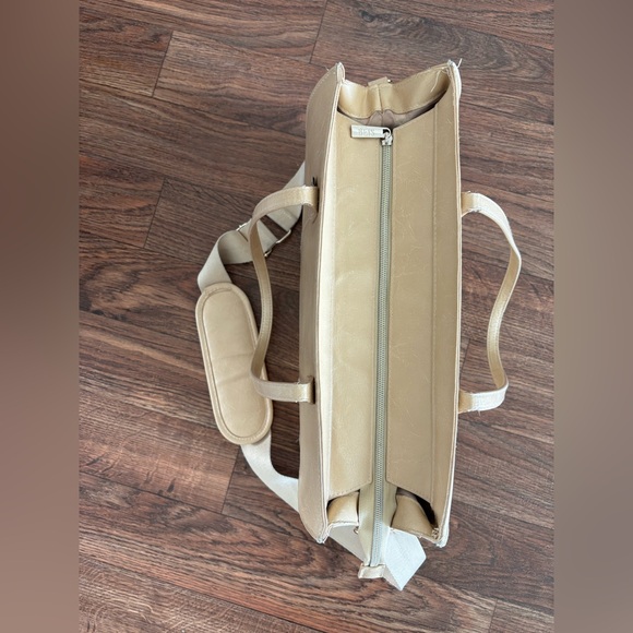 BEIS The Work Tote in Beige - Picture 4 of 16